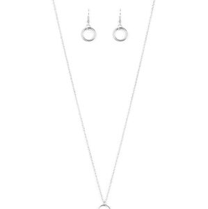 Running Circles In My Mind Paparazzi Silver Spiral Pendant Necklace